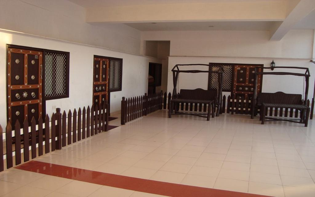 Hotel Dawat Palace Agra  Extérieur photo