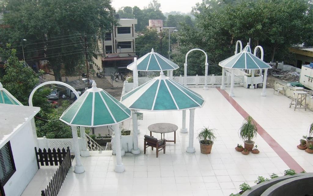 Hotel Dawat Palace Agra  Extérieur photo