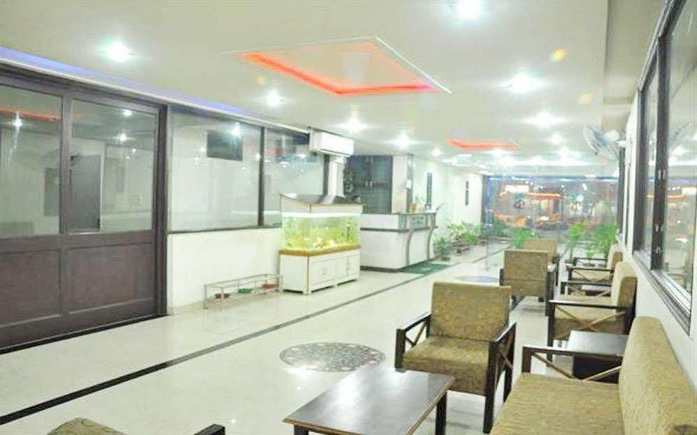 Hotel Dawat Palace Agra  Extérieur photo